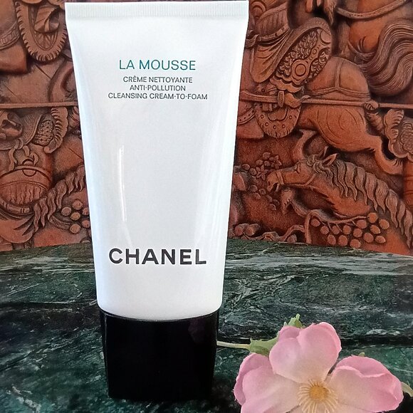 Chanel La Mousse Anti Pollution Cleansing Cream to Foam Cleanser Full Size - Picture 2 of 4
